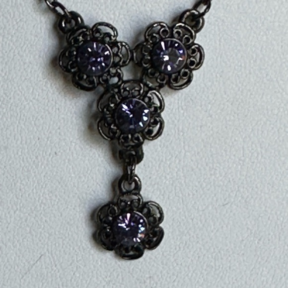 HOST PICK! Beautiful purple necklace - Picture 1 of 3